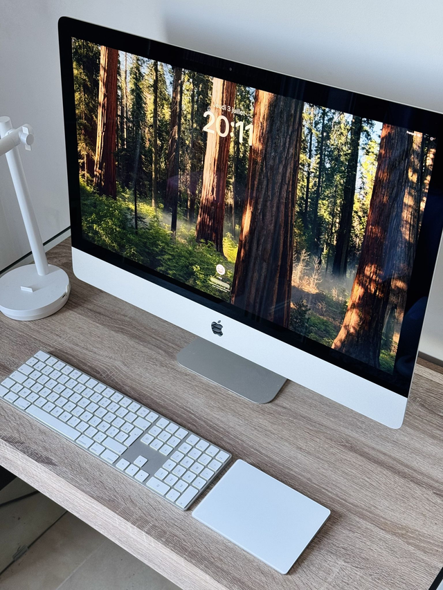 IMac 27&#039;&#039; Retina 5K 2021 i9 64 Go 512 ssd 10 coeurs Magic Trackpad