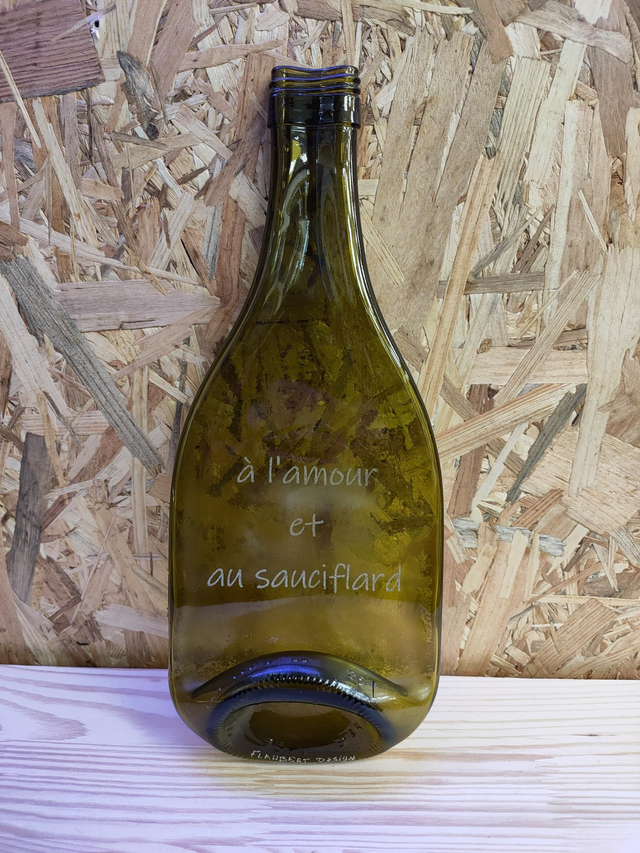 FLAUB_WEB015 grande bouteille fondue gravée 