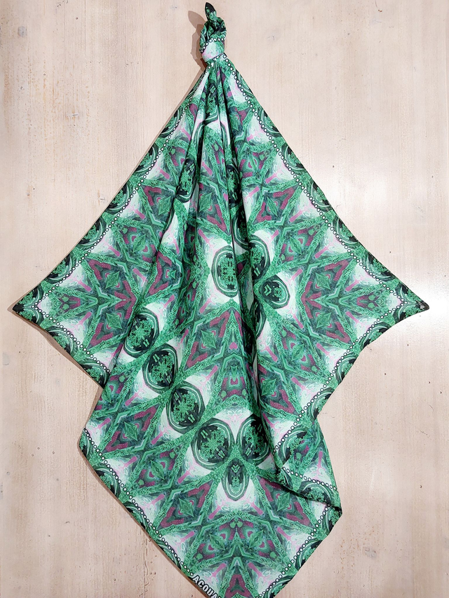 Valencia. Carré doublé 70cm