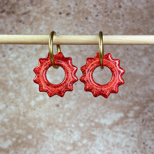 Aster - Paillettes rouges (sans créoles)