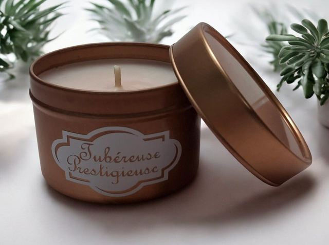 Bougie parfumée "Tubéreuse prestigieuse"