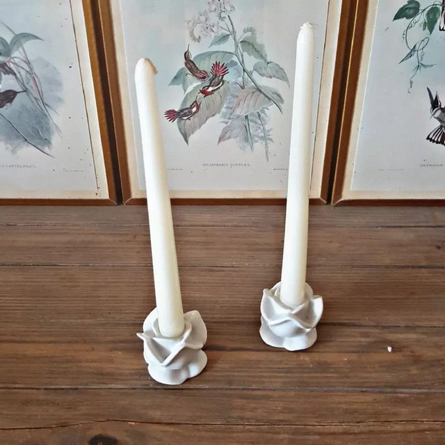Bougeoirs &quot;bas&quot; vintage en porcelaine pour chandelle (lot de 2)