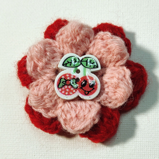 Barrette fleur double rouge rose crochet bouton cerise pince crocodile