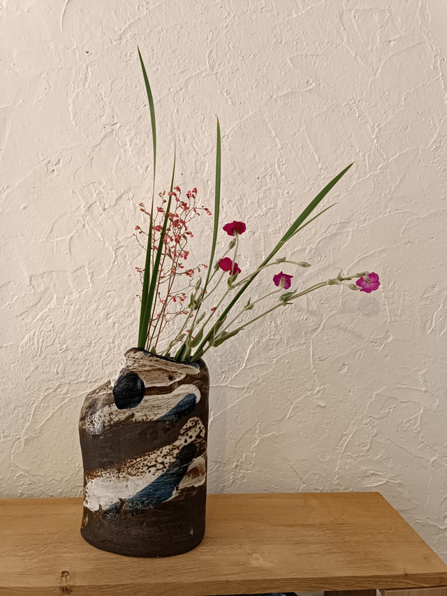 Vase  terra Manga  engobe grès noir 