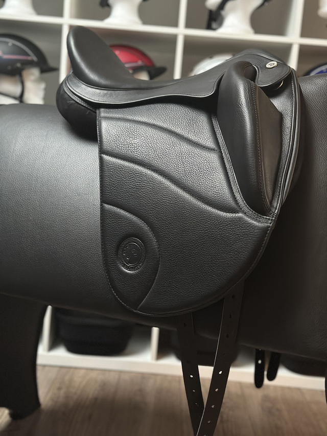 Sattel Sóldögg Design Garpur fra Højgaarden