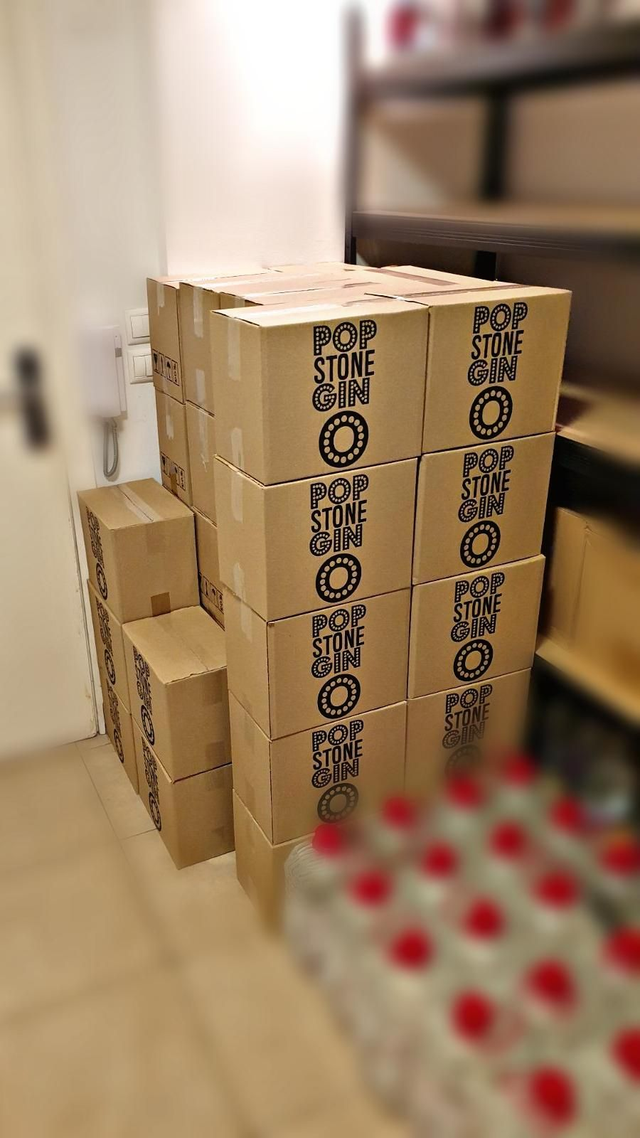 Box Pop Stone Gin - 6 Bottles