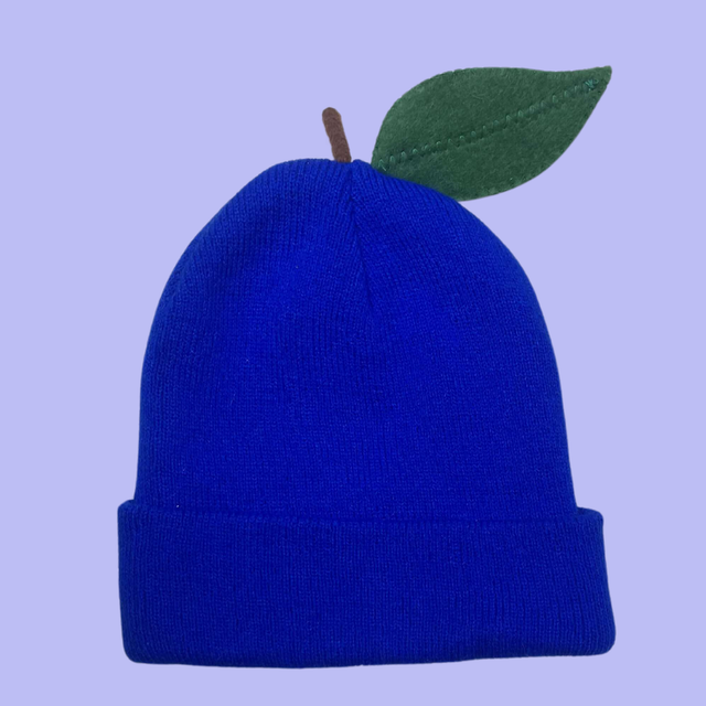 Bonnet prune bleu électrique