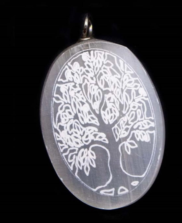Pendentif en Sélénite " Arbre de Vie "