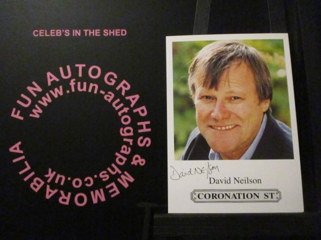 David Neilson (Roy Cropper) Original Coronation Street Pre-Print Cast Card (SEE PIC)