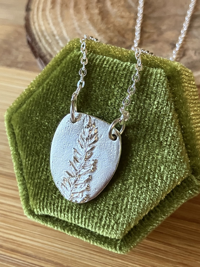 Collier en argent - feuille de fougère – pièce unique