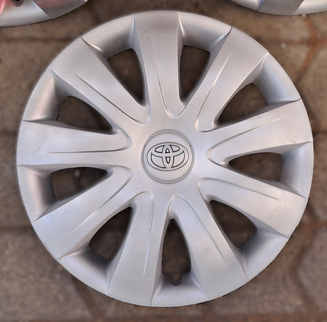 Enjoliveur Toyota Yaris 15" occasion 