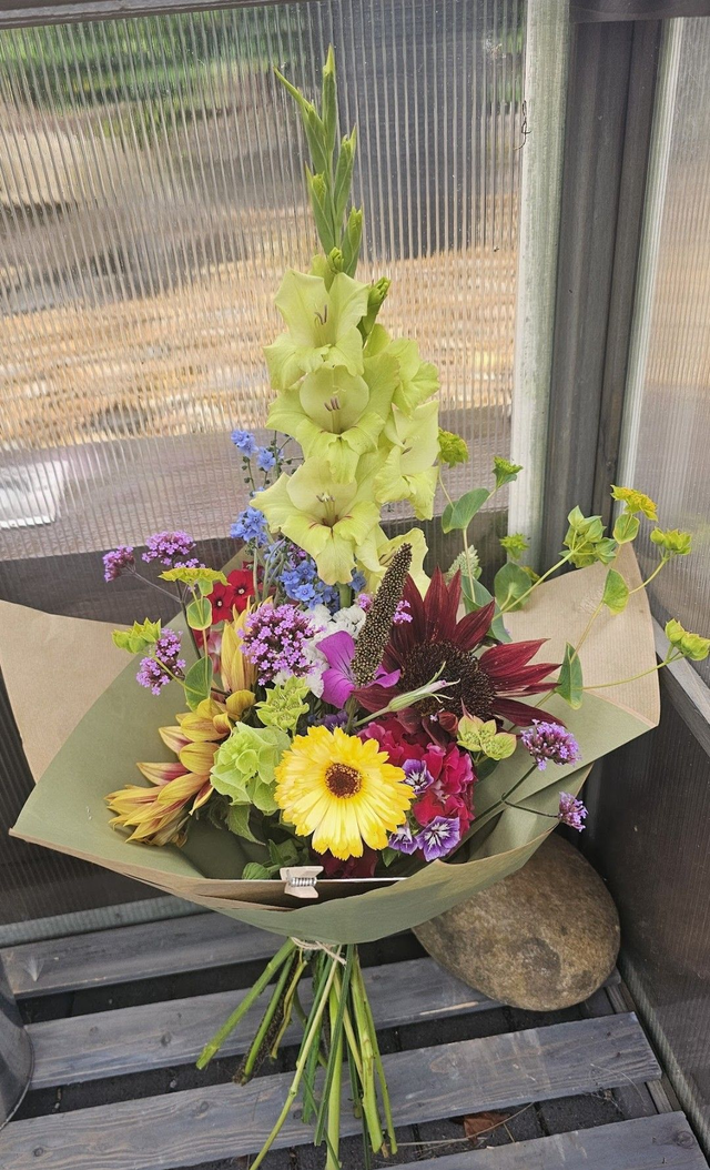 Hand-Tied Bouquet Workshop ~ Saturday 19th July - 4pm - 6.30pm