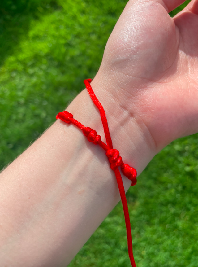 7 Knot Red Protection Bracelet