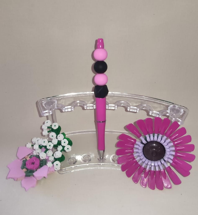 Stylo perle silicone rose et noir