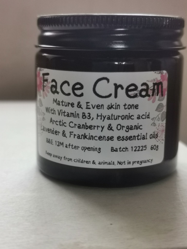 Face Cream-Mature &amp; Even Skin tone    60ml