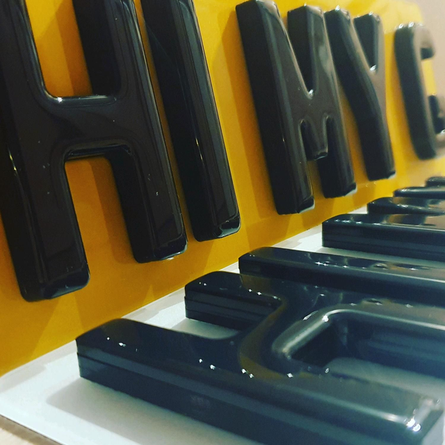 9mm Black 4D with Black Gel