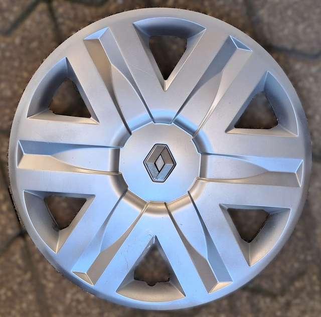 Enjoliveur Renault Scénic modèle: Loris 15p Occasion 