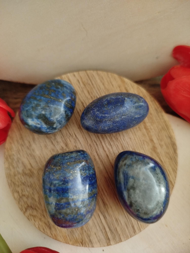 Lapis  lazuli ,  pierre roulé
