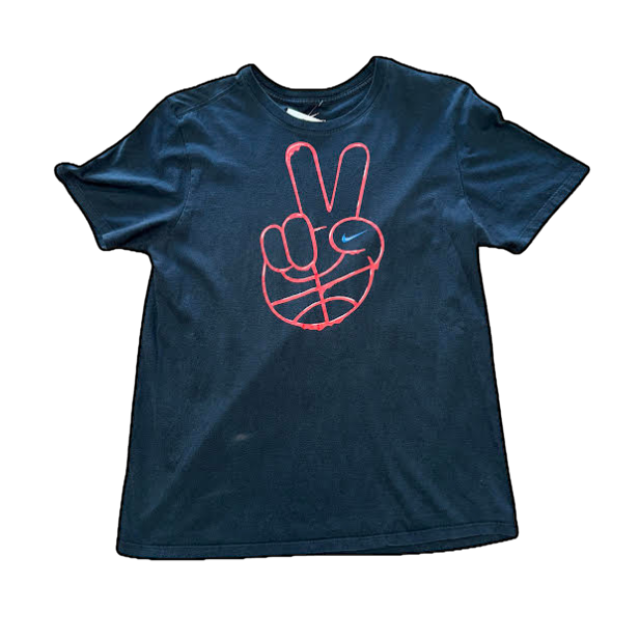 Nike Graphic Tee - L