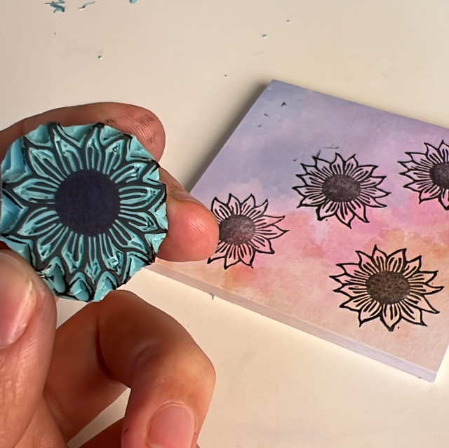 Tampon tournesol (Jour 19 - Stamp-Tober 2025)