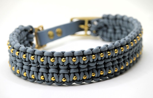 Collier Pétrole et perles dorées 