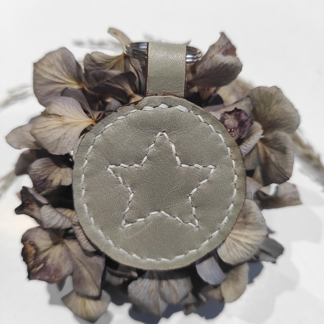 Porte clés Étoile en cuir 