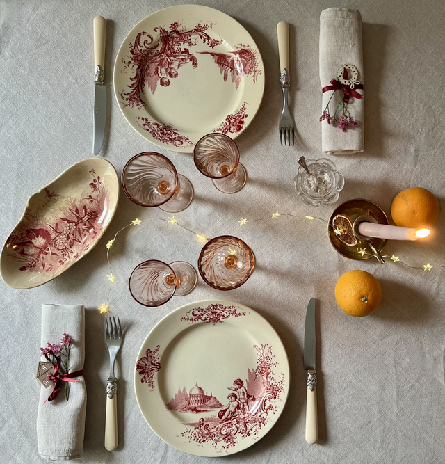 TRIANON - Duo d'assiettes plates modèle Trianon de la manufacture Jules Vieillard - Terre de Fer