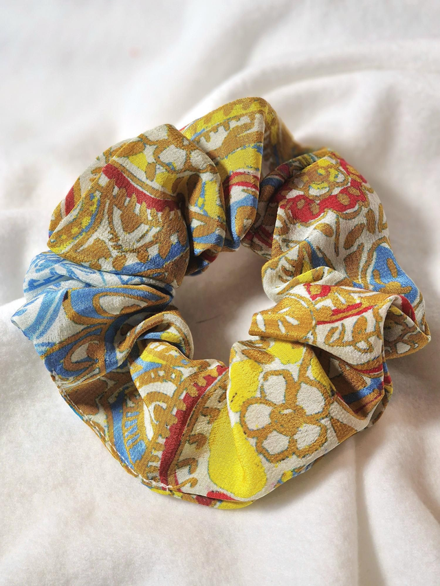 Chouchou 100% soie jaune