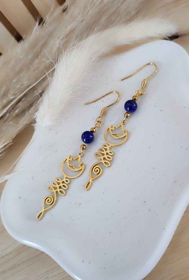 Boucles d'oreilles Fleur de lotus Unalome et Lapis lazuli