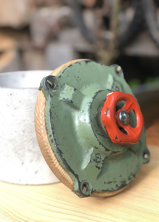 Upcycling Aufbewahrung XL Instalation rot