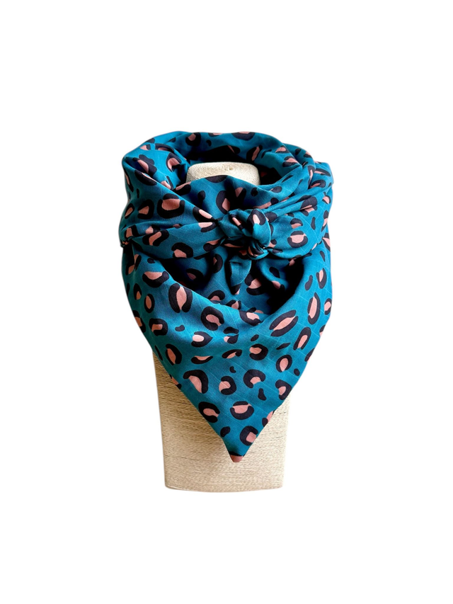 Foulard triangle - LEOPARD pétrole et rose
