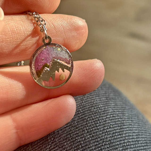 Collier argenté Montagne & Graine de moutarde Rose