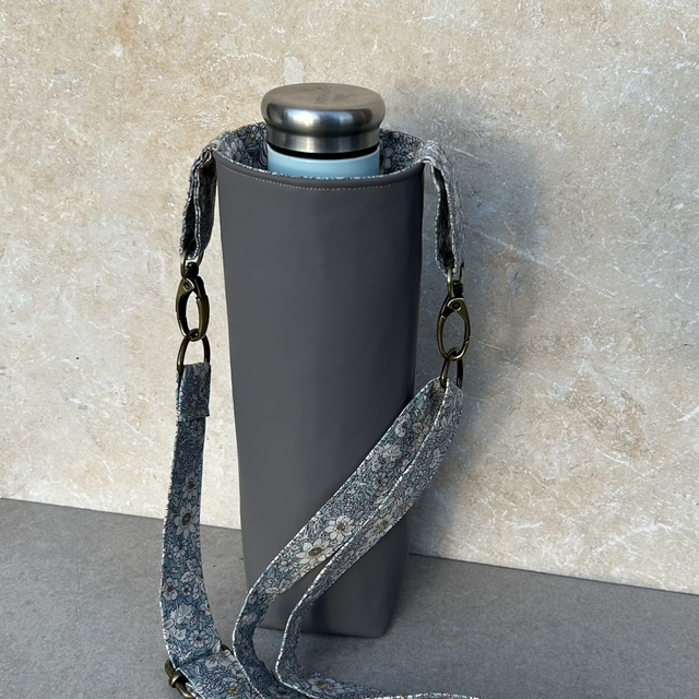 Reusable bottle bags - grey water resistant with flower strap and lining