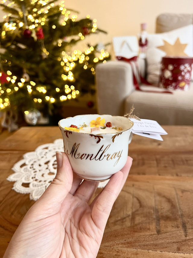 đ Bougie Feu de bois - tasse Ă cafĂ© "Souvenir de Montbray"