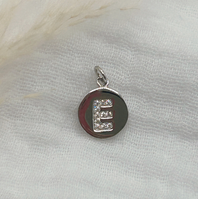 Charm • 925 sterlingsølv• 10mm • bokstav