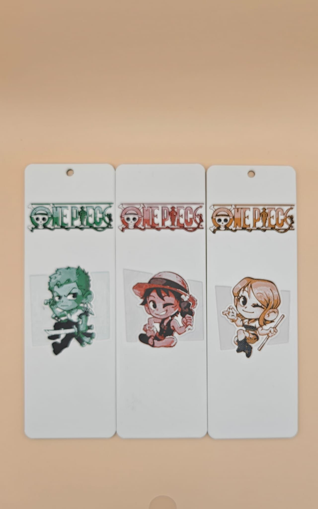 Marque‑page One Piece et cadre de présentation A4