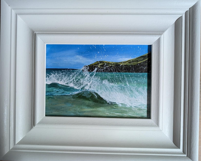 'Hills behind the wave' 