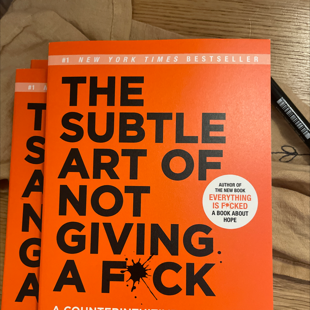 the subtle art of not giving a fuck mark manson