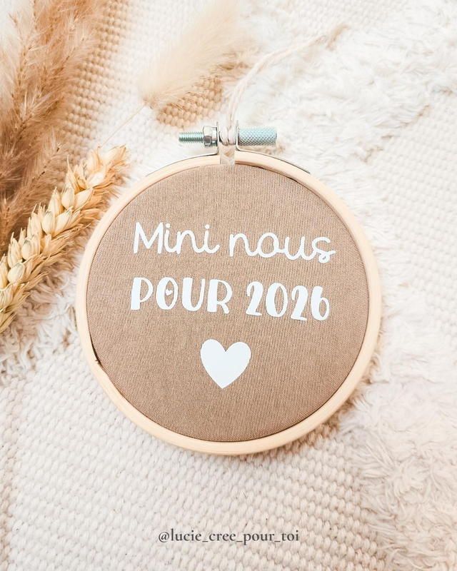 Mini-couronne pour annonce spéciale 