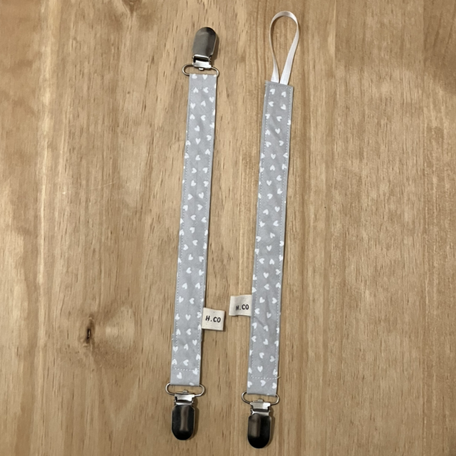 Lot d’attache sucette et attache doudou cœur  