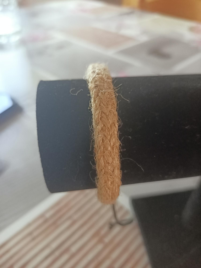 Bracelet en corde de chanvre 
