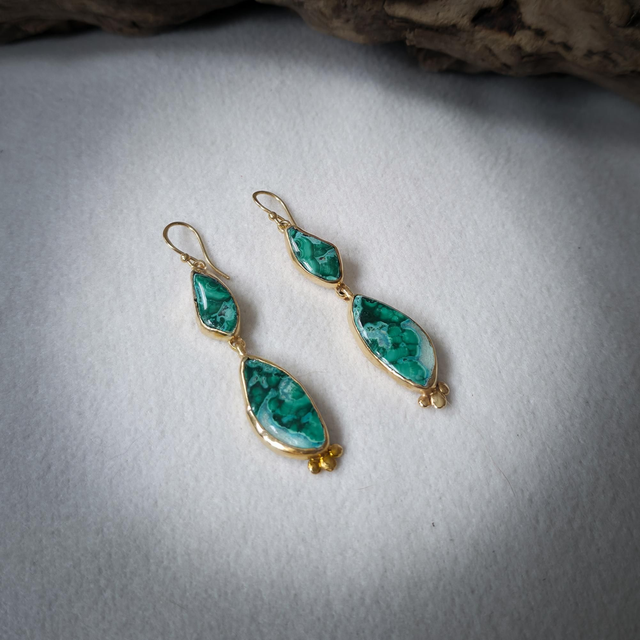 Brincos A Dança de Hathor