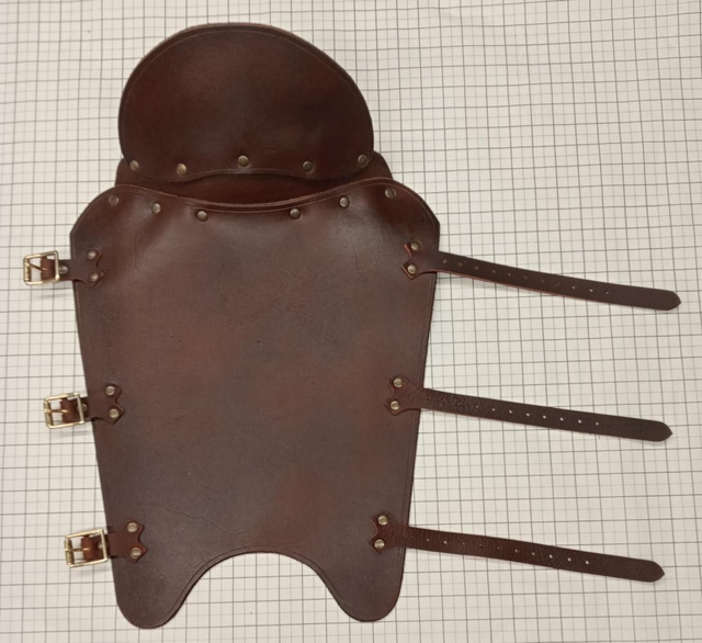 Leg Greaves (Copcutt) These have a Knee Guard