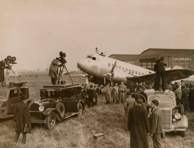 Aviation : la course Paris-Saigon, 1937