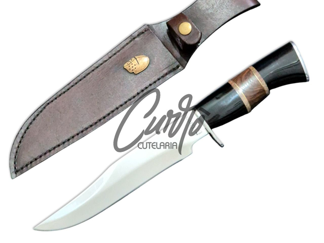 Faca Caça Elmo Bowie Cabo Resina Madeira Latão Bainha Couro