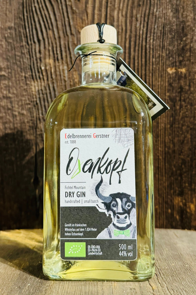 Oxenkopf - Fichtelmountain Bio Dry Gin - Der höchste Gin Frankens im Whiskyfass gereift - 500ml - 44% vol.