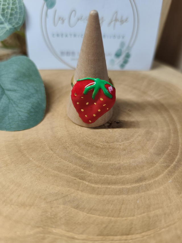 BAGUE FRAISE ROUGE/ ACIER INOXY GOLD 0000943