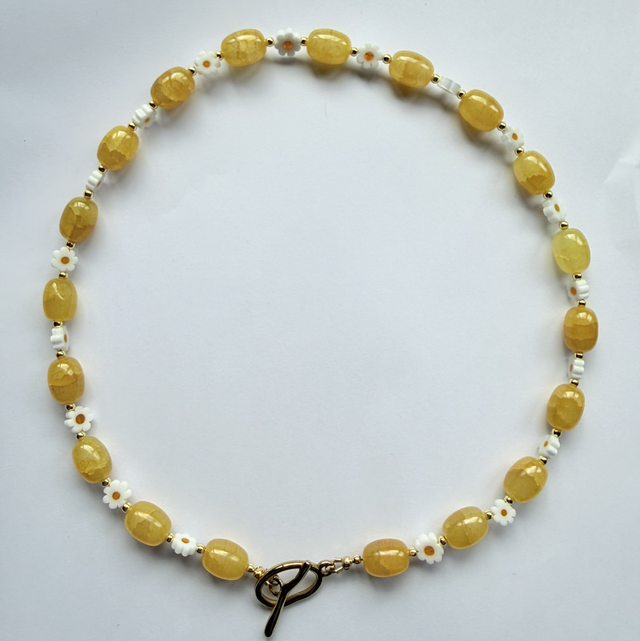 MAISIE - Yellow Glass Daisy Beaded Toggle Necklace
