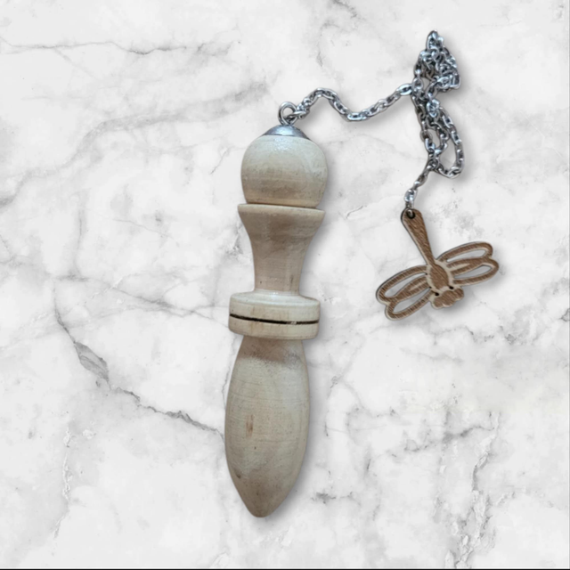 Pendule 25 en bois de cerisier