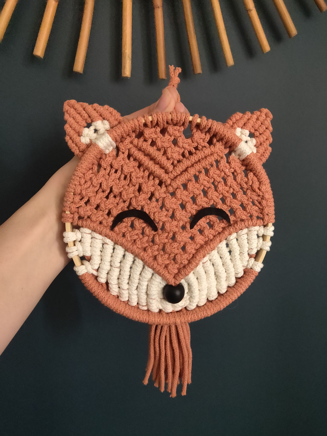 Décoration murale en macramé - Modèle &quot;RENARD&quot;